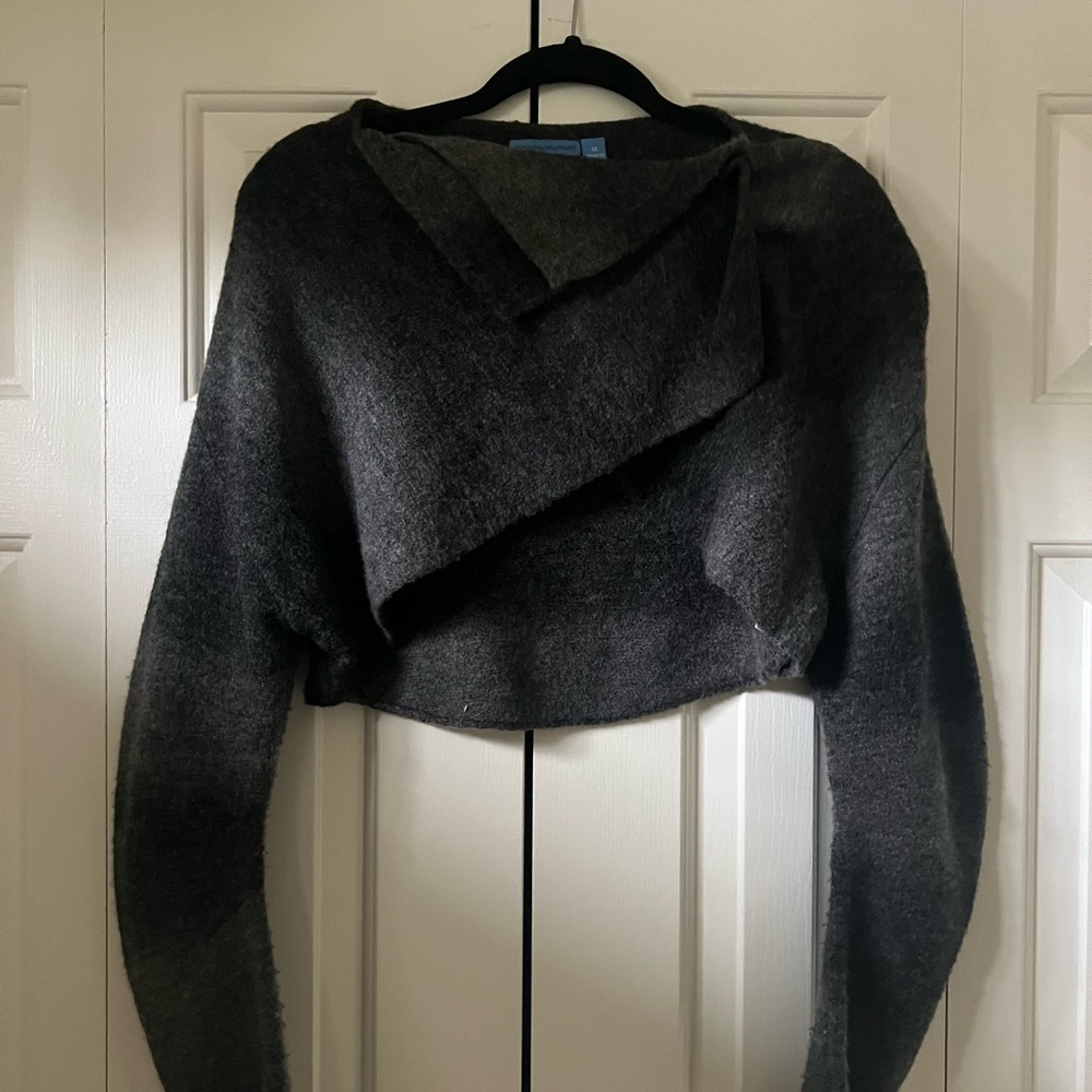 Simply Vera  Short cropped sweater